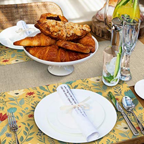 CounterArt Placemats Blooming Thoughts Reversible Floral Yellow 4 Piece Pieces - Picture 5 of 10